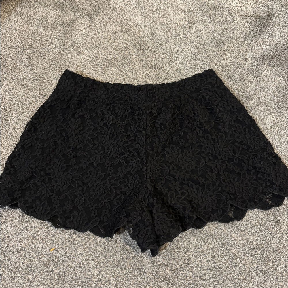 Free People Lace Shorts - Picture 3 of 4